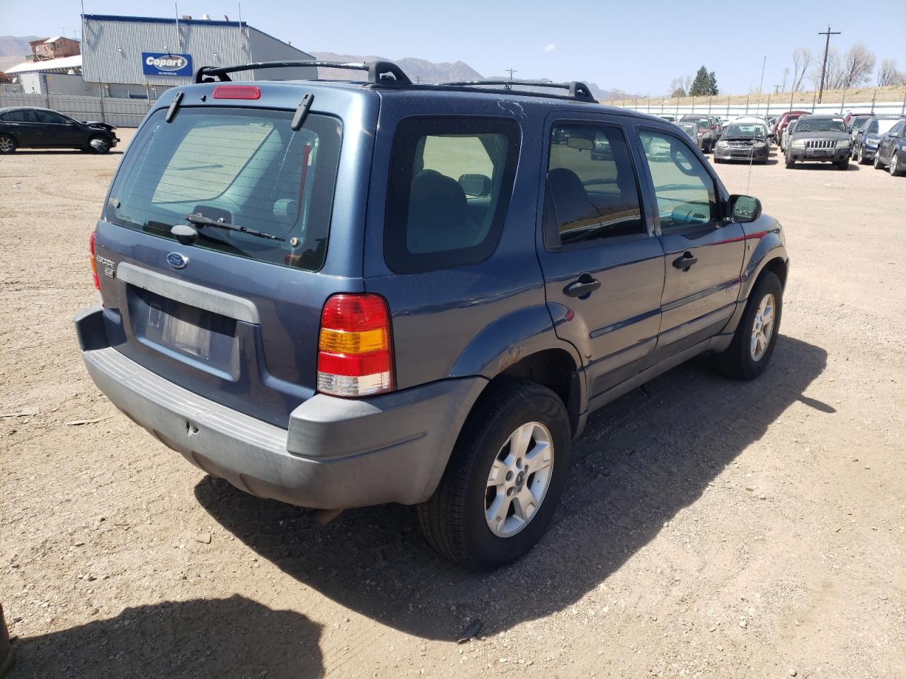 Photo 4 from auction – 2001 FORD ESCAPE with VIN 1FMYU02141KA96343