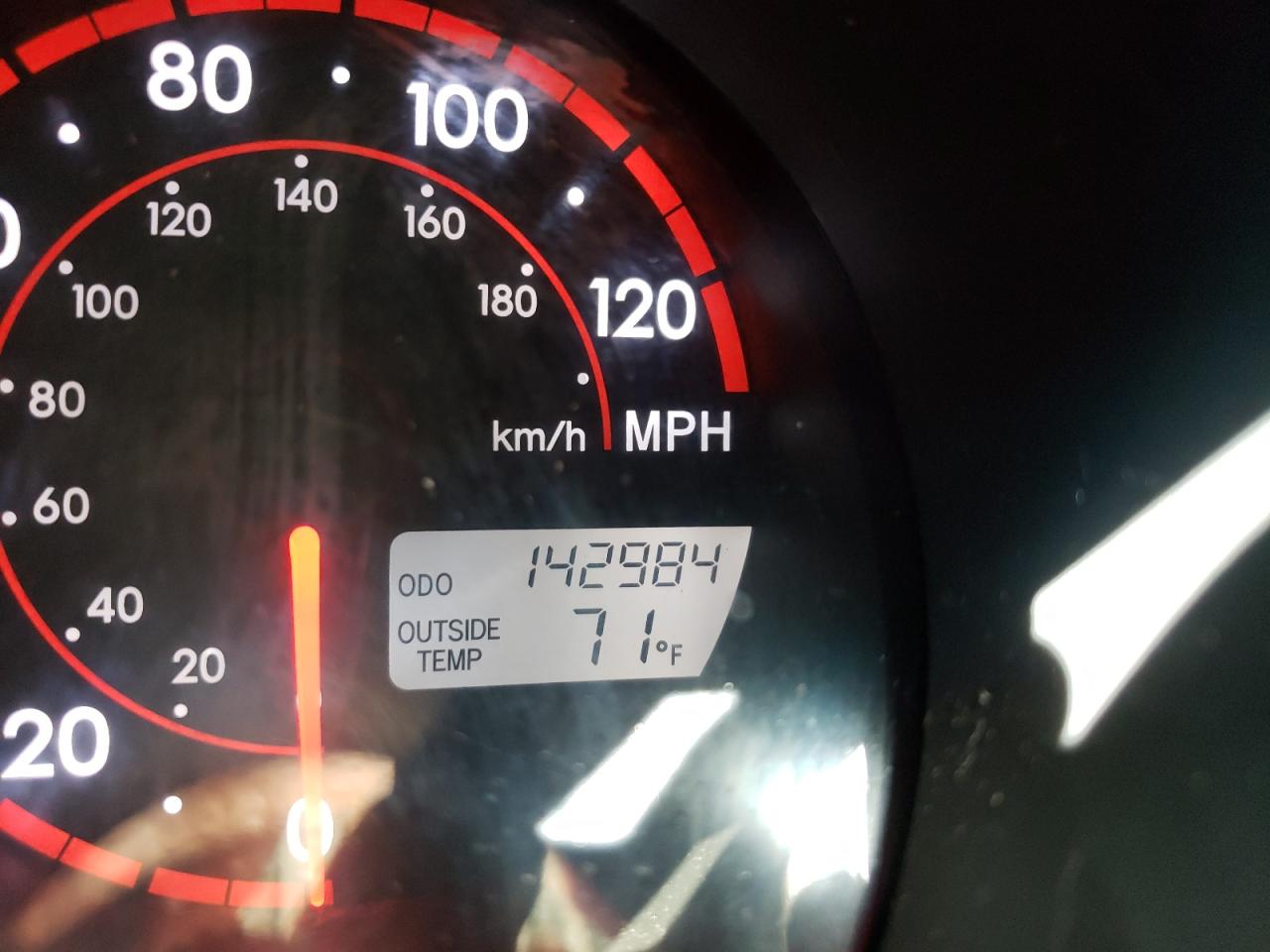 Photo 8 from auction – 2008 PONTIAC VIBE with VIN 5Y2SL65828Z406645