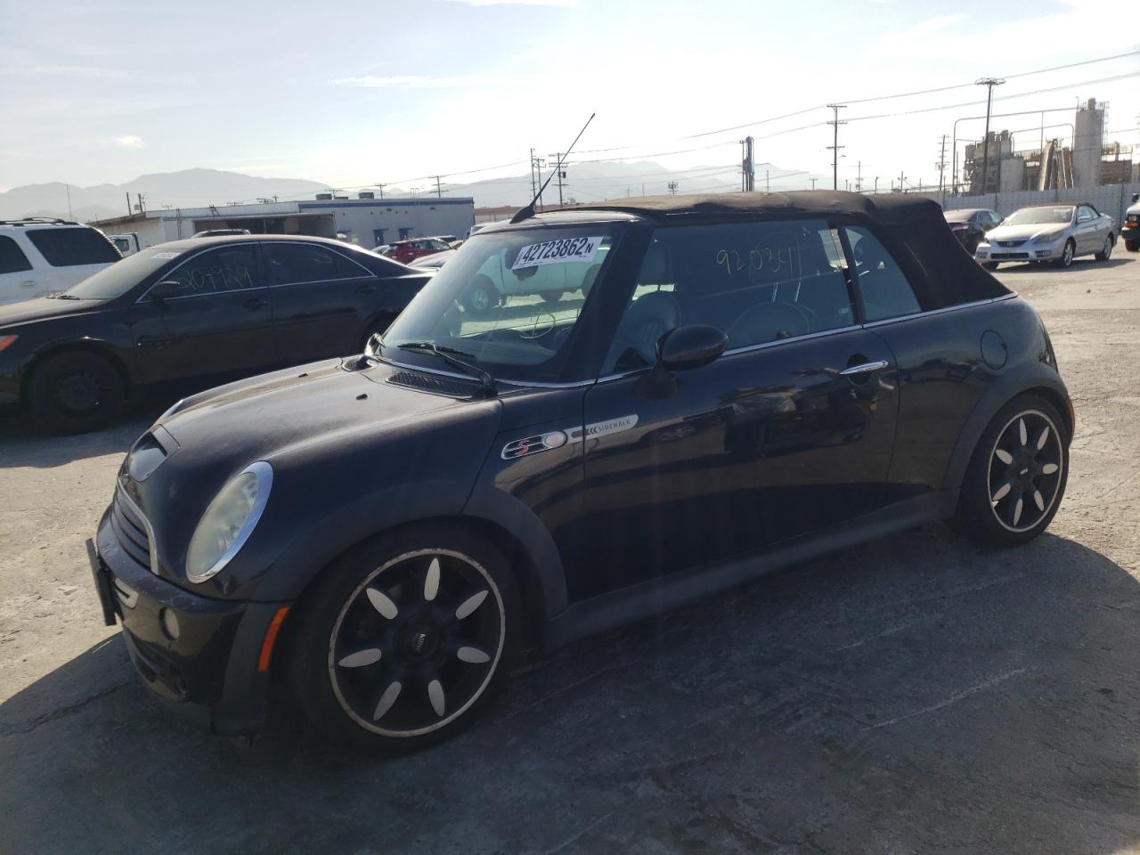 Фото 2 с аукциона – 2008 MINI COOPER S с VIN WMWRH335X8TL97393