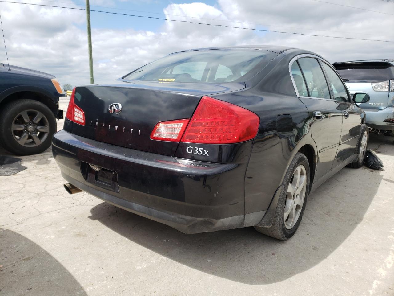 Photo 4 from auction – 2004 INFINITI G35 with VIN JNKCV51F34M706231