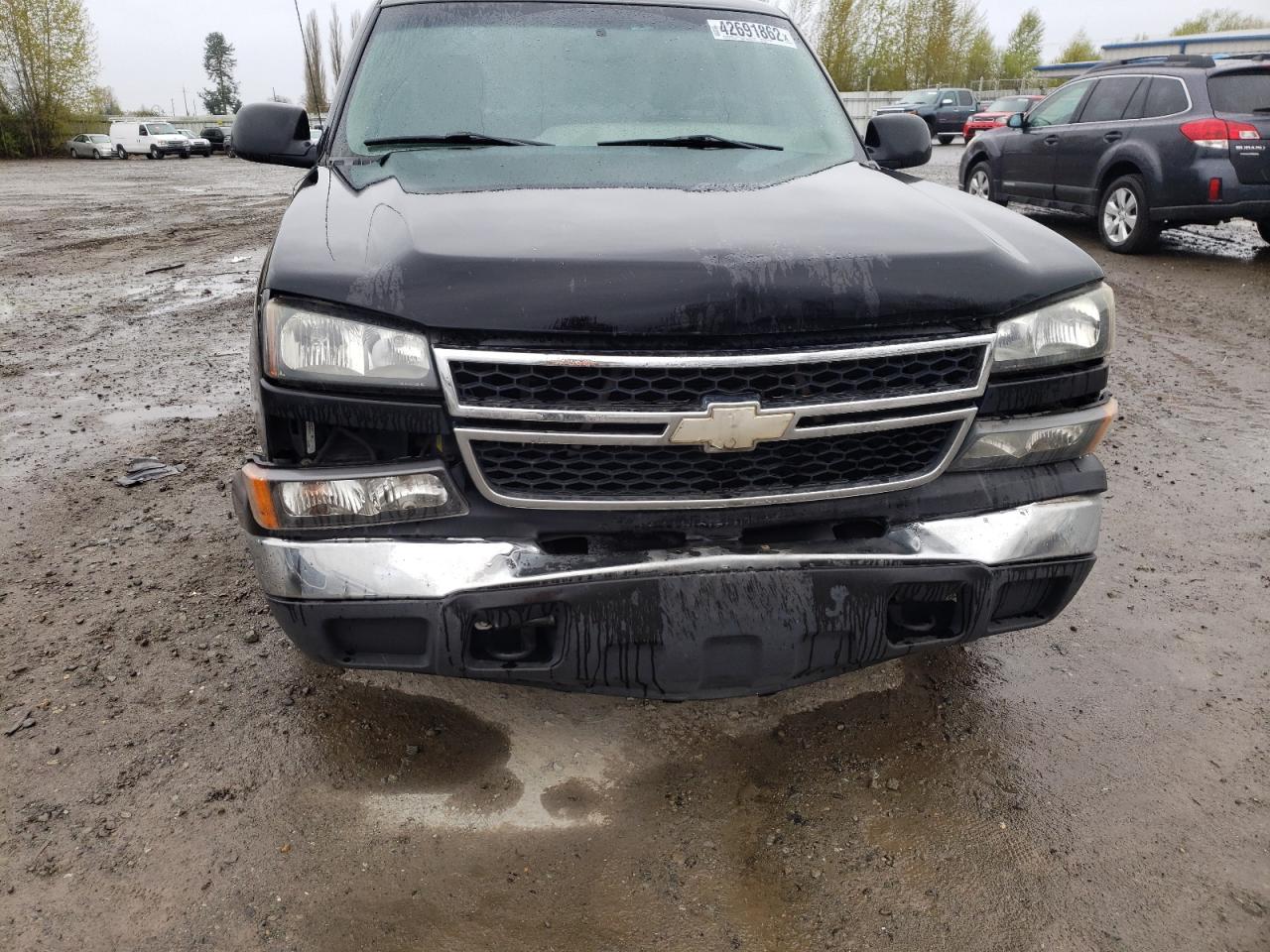 Photo 9 from auction – 2006 CHEVROLET SILVERADO with VIN 1GCEC14X96Z158755