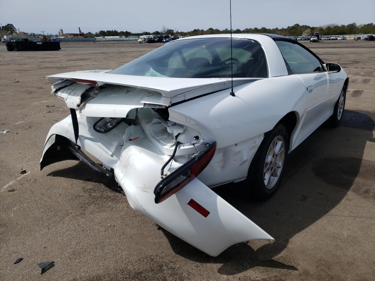 Photo 4 from auction – 2001 CHEVROLET CAMARO with VIN 2G1FP22K712125408