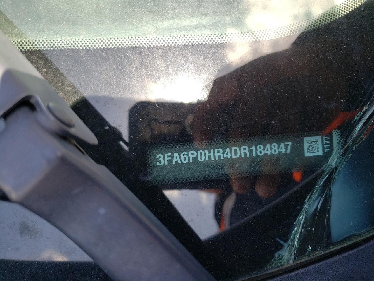 Photo 10 from auction – 2013 FORD FUSION SE with VIN 3FA6P0HR4DR184847