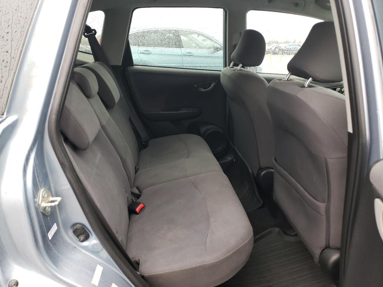 Photo 6 from auction – 2011 HONDA FIT with VIN JHMGE8H3XBC018910