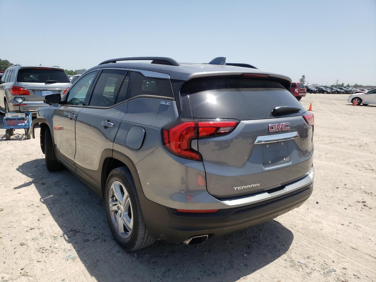Photo 3 from auction – 2018 GMC TERRAIN SL with VIN 3GKALMEXXJL136055