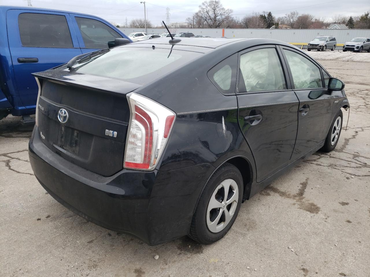 Photo 4 from auction – 2014 TOYOTA PRIUS with VIN JTDKN3DU8E1769579