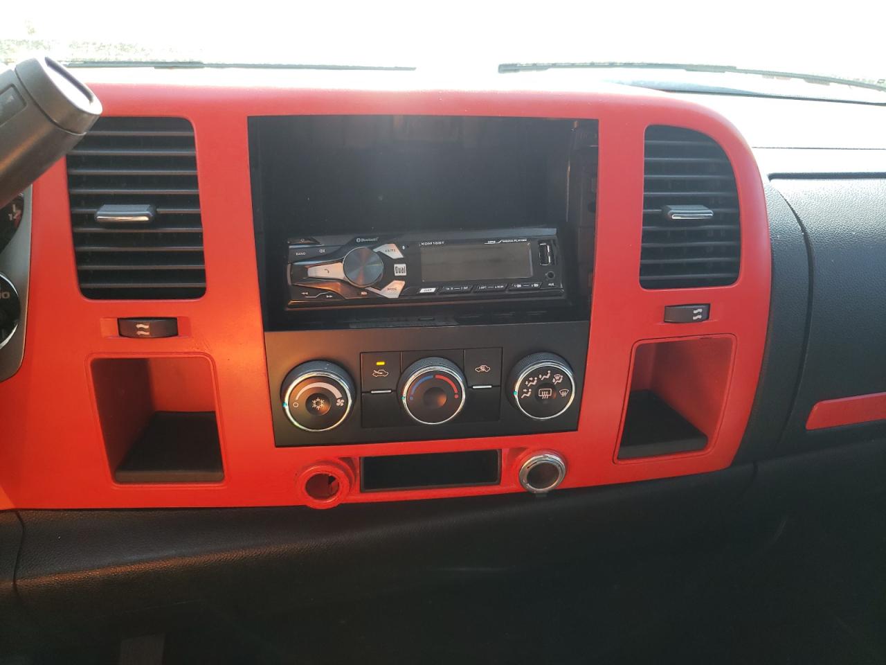 Photo 9 from auction – 2007 CHEVROLET SILVERADO with VIN 1GCEC14037Z638830