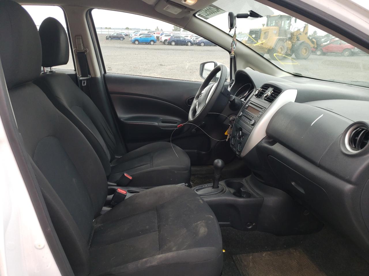 Photo 5 from auction – 2016 NISSAN VERSA NOTE with VIN 3N1CE2CP4GL390474