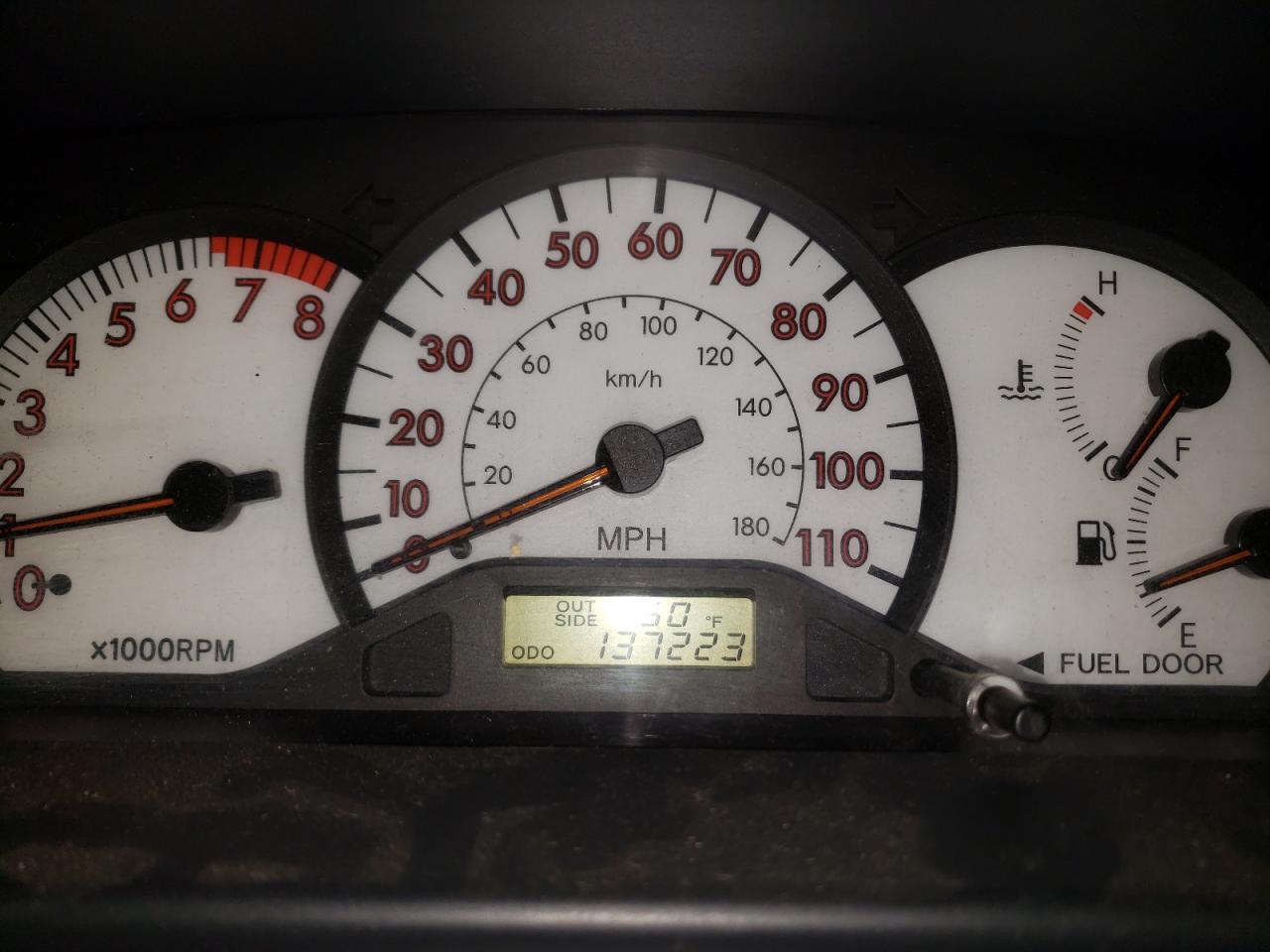 Photo 8 from auction – 2003 TOYOTA COROLLA CE with VIN 1NXBR38E93Z037671