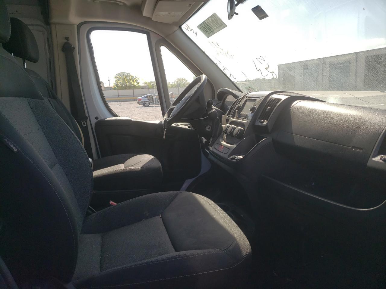 Photo 5 from auction – 2017 RAM PROMASTER with VIN 3C6TRVDG0HE522435