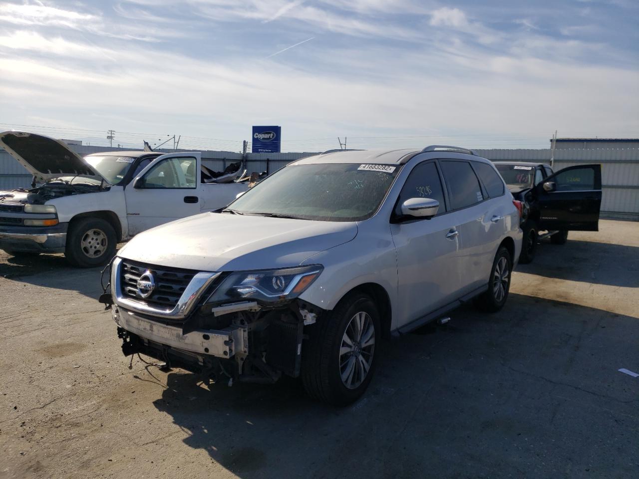 Photo 2 from auction – 2019 NISSAN PATHFINDER with VIN 5N1DR2MN3KC603739