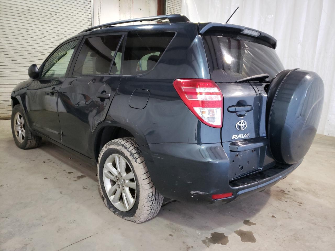Photo 3 from auction – 2011 TOYOTA RAV4 with VIN 2T3BF4DV9BW094690