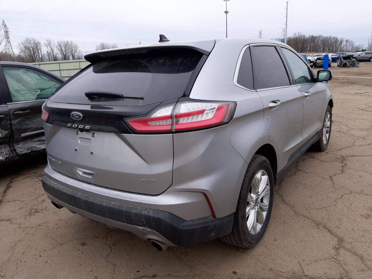 Photo 4 from auction – 2021 FORD EDGE TITAN with VIN 2FMPK4K98MBA27149