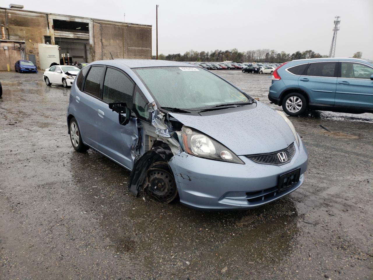 HONDA FIT 2011 with VIN JHMGE8H3XBC018910 - Photo from auction