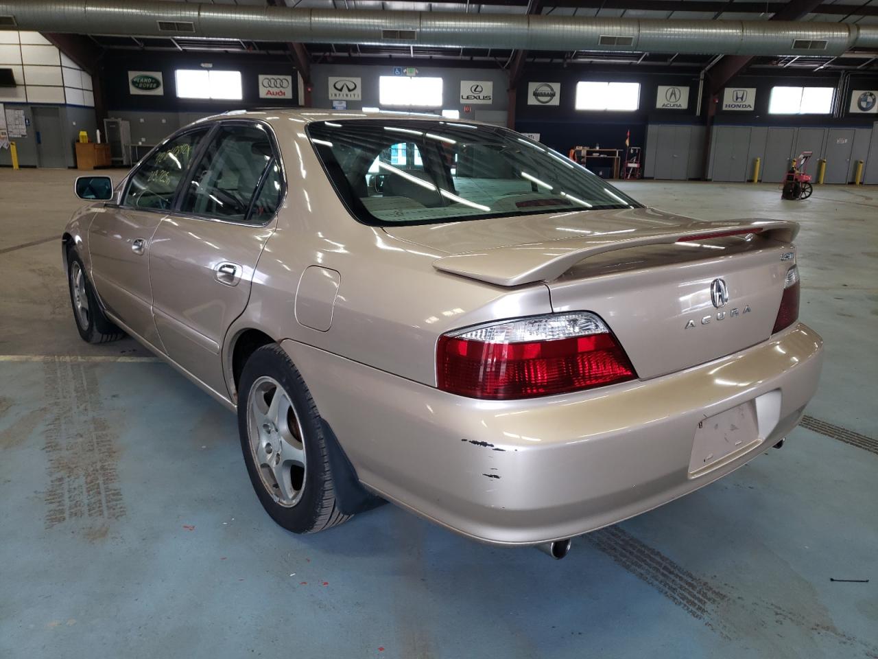 Photo 3 from auction – 2002 ACURA 3.2TL with VIN 19UUA566X2A013408