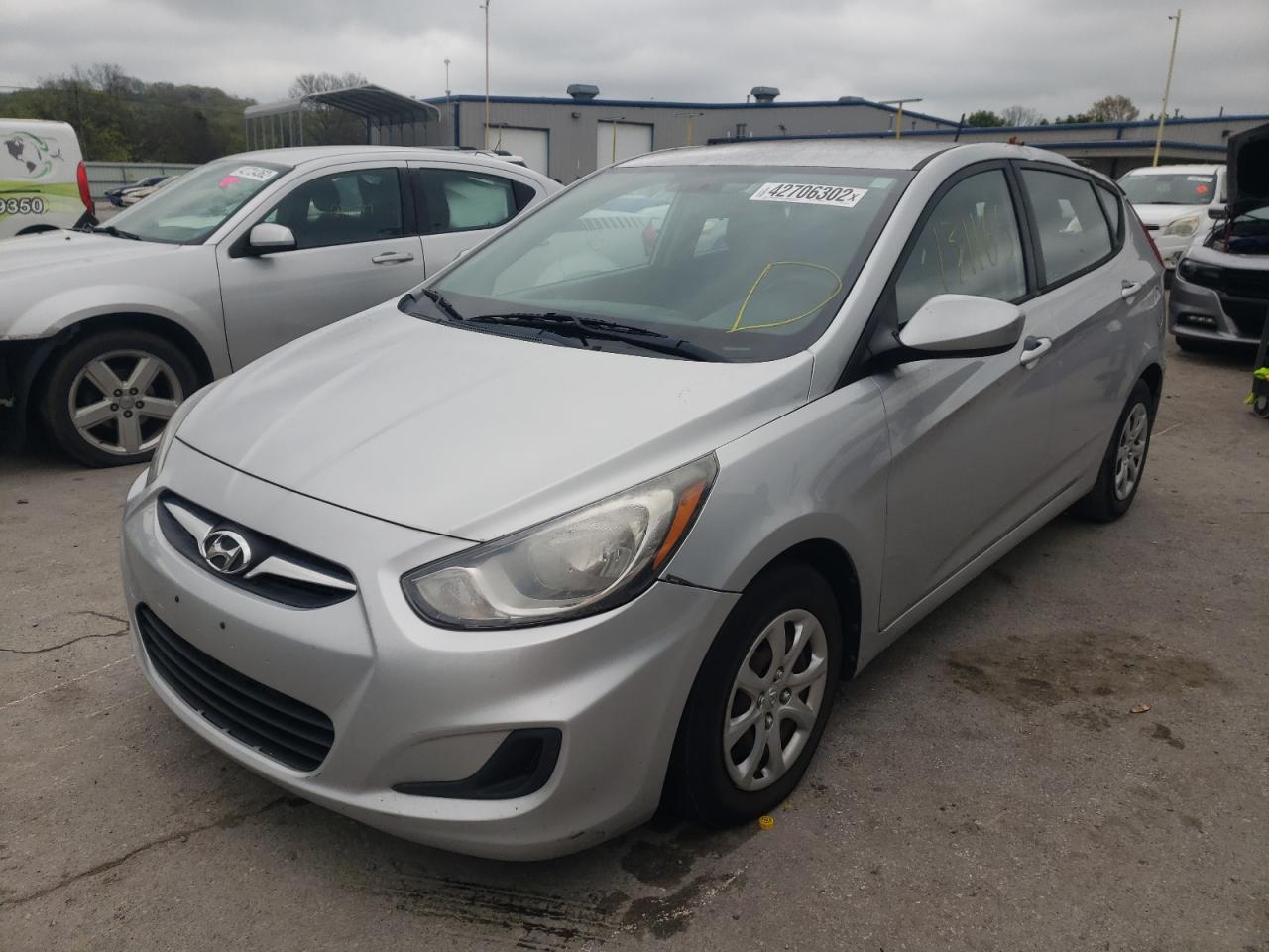 Photo 2 from auction – 2014 HYUNDAI ACCENT GLS with VIN KMHCT5AE2EU160212