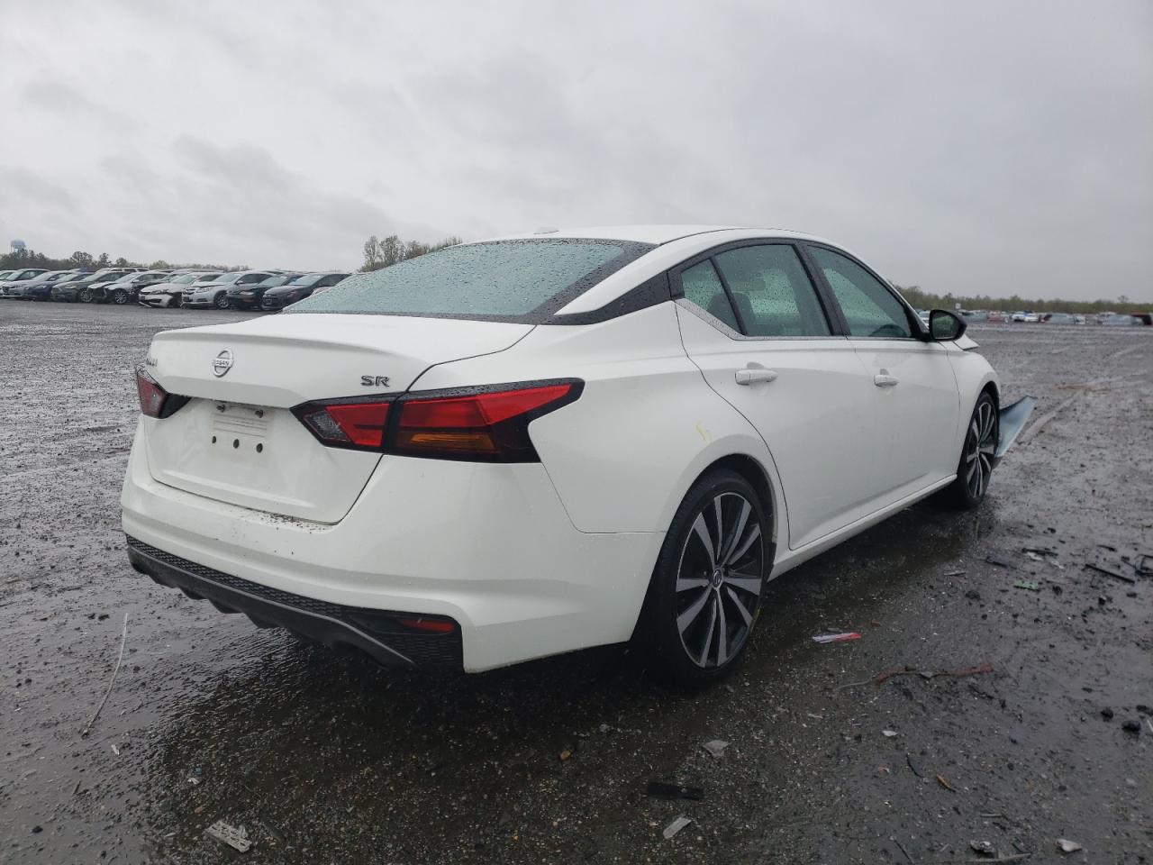 Photo 4 from auction – 2019 NISSAN ALTIMA SR with VIN 1N4BL4CV1KC150849