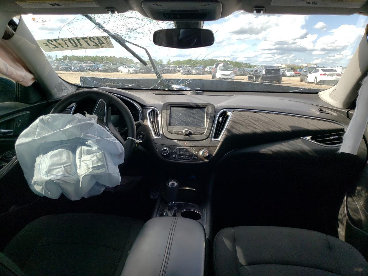 Photo 9 from auction – 2016 CHEVROLET MALIBU LT with VIN 1G1ZE5ST1GF291072