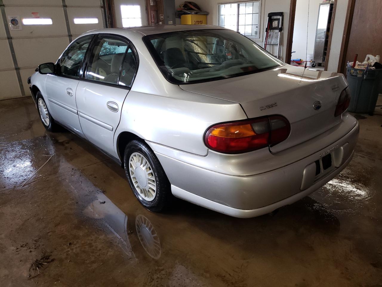 Photo 3 from auction – 2005 CHEVROLET CLASSIC with VIN 1G1ND52F25M184312