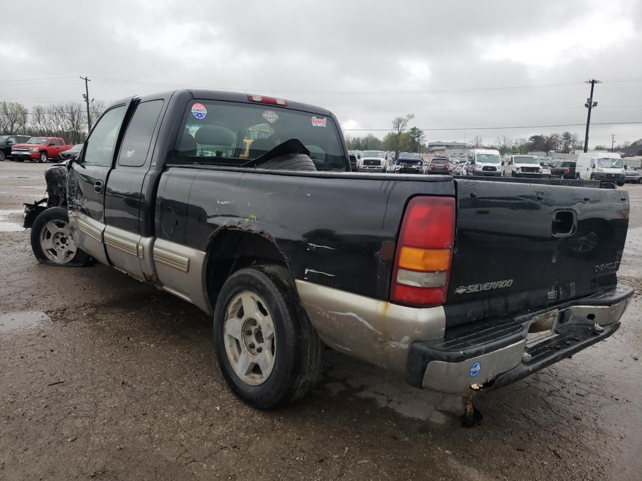Photo 3 from auction – 2001 CHEVROLET SILVERADO with VIN 2GCEC19V711343850