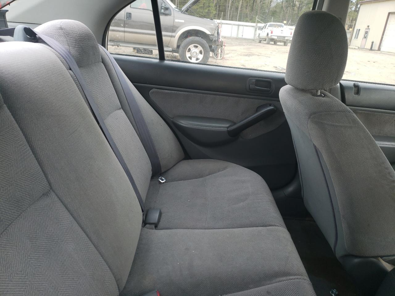 Photo 6 from auction – 2001 HONDA CIVIC LX with VIN 2HGES16561H591992