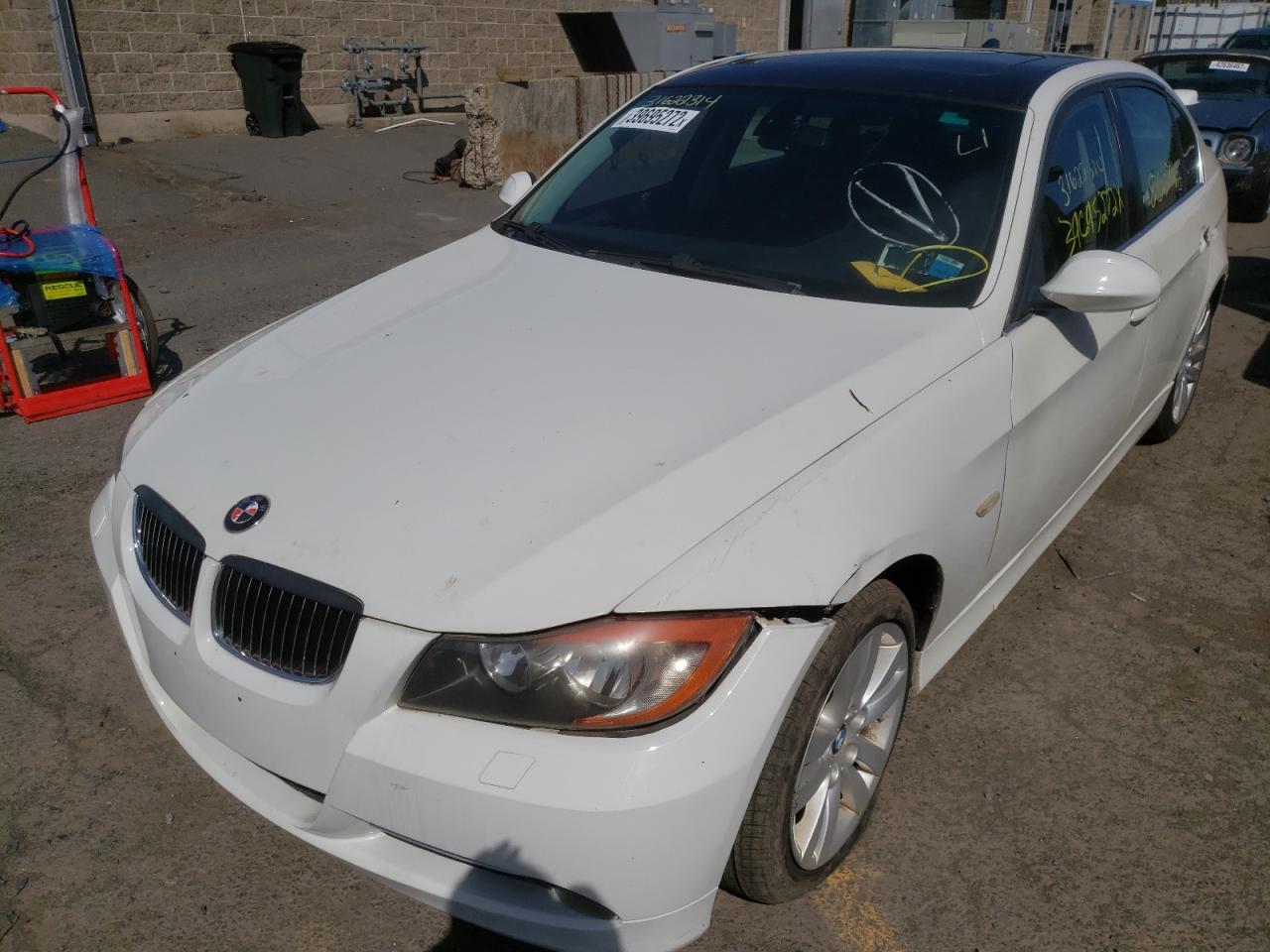 Photo 2 from auction – 2007 BMW 335 XI with VIN WBAVD53577A007642