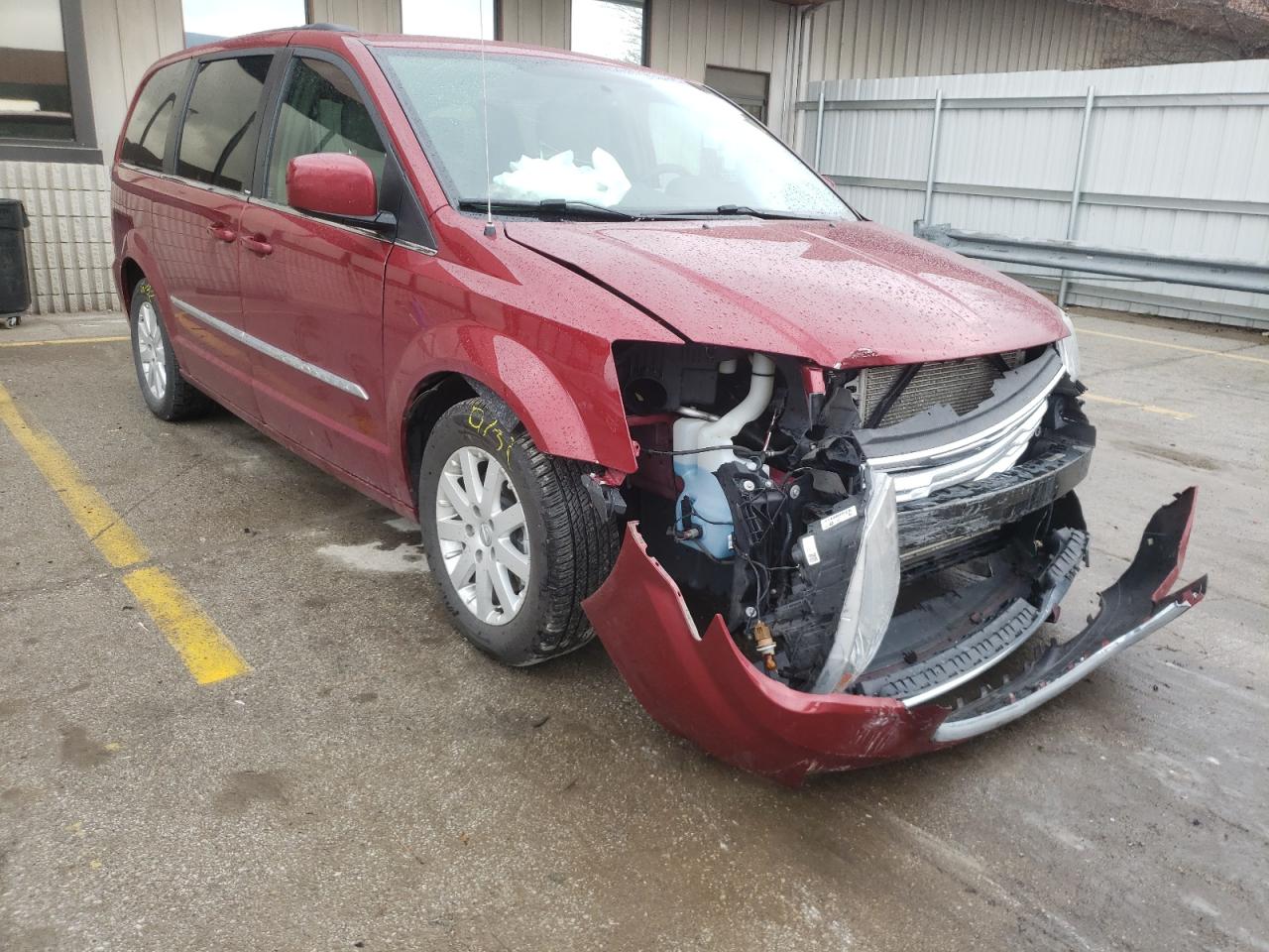 Photo 1 from auction – 2013 CHRYSLER TOWN & COU with VIN 2C4RC1BG4DR681161