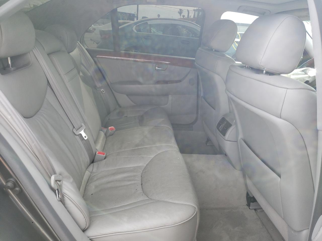 Photo 6 from auction – 2006 LEXUS LS 430 with VIN JTHBN36F165049676