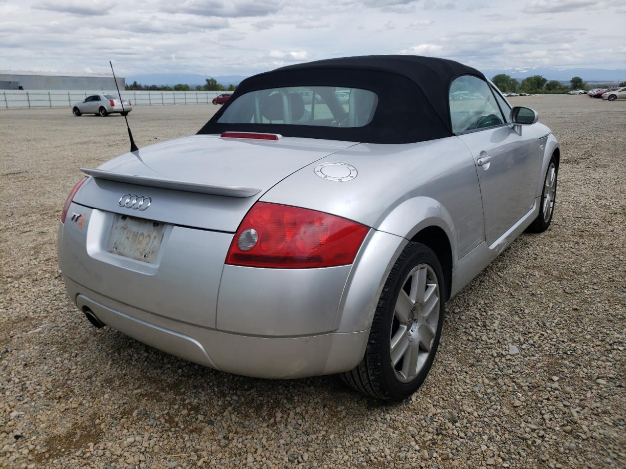 Photo 4 from auction – 2004 AUDI TT with VIN TRUTC28N441004381