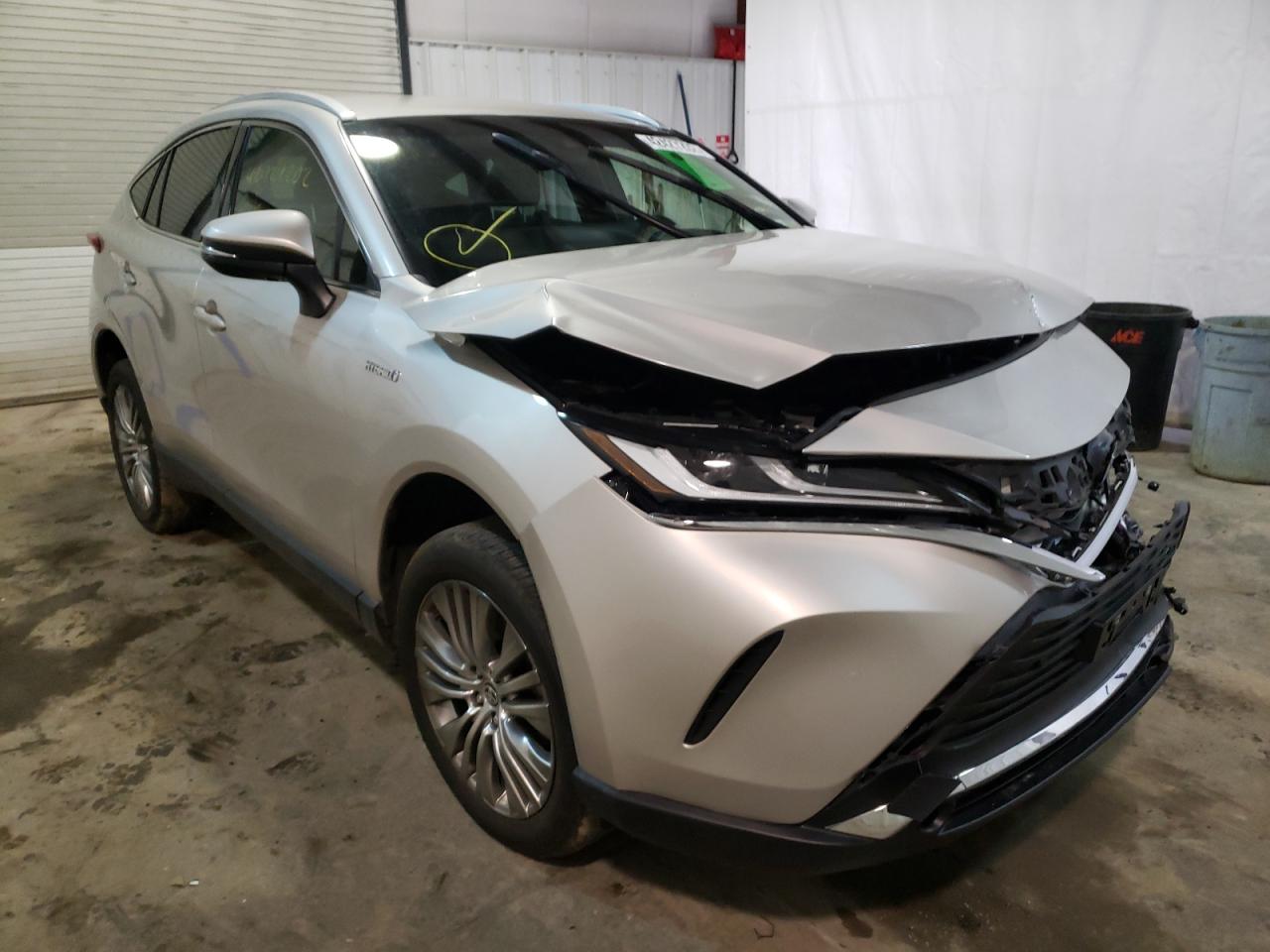 TOYOTA VENZA LE 2021 with VIN JTEAAAAH9MJ031111 - Photo from auction