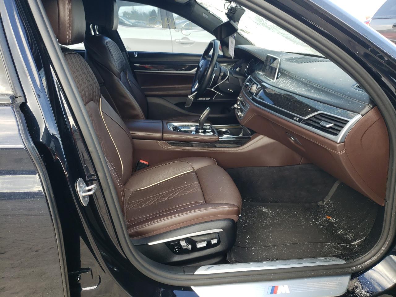Photo 5 from auction – 2017 BMW 750 XI with VIN WBA7B0C52HG527036