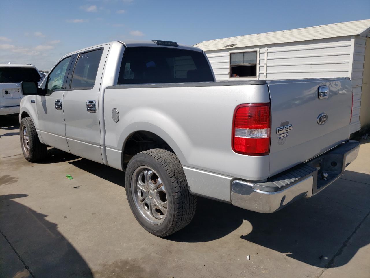 Photo 3 from auction – 2004 FORD F150 SUPER with VIN 1FTRW12W94KB03750