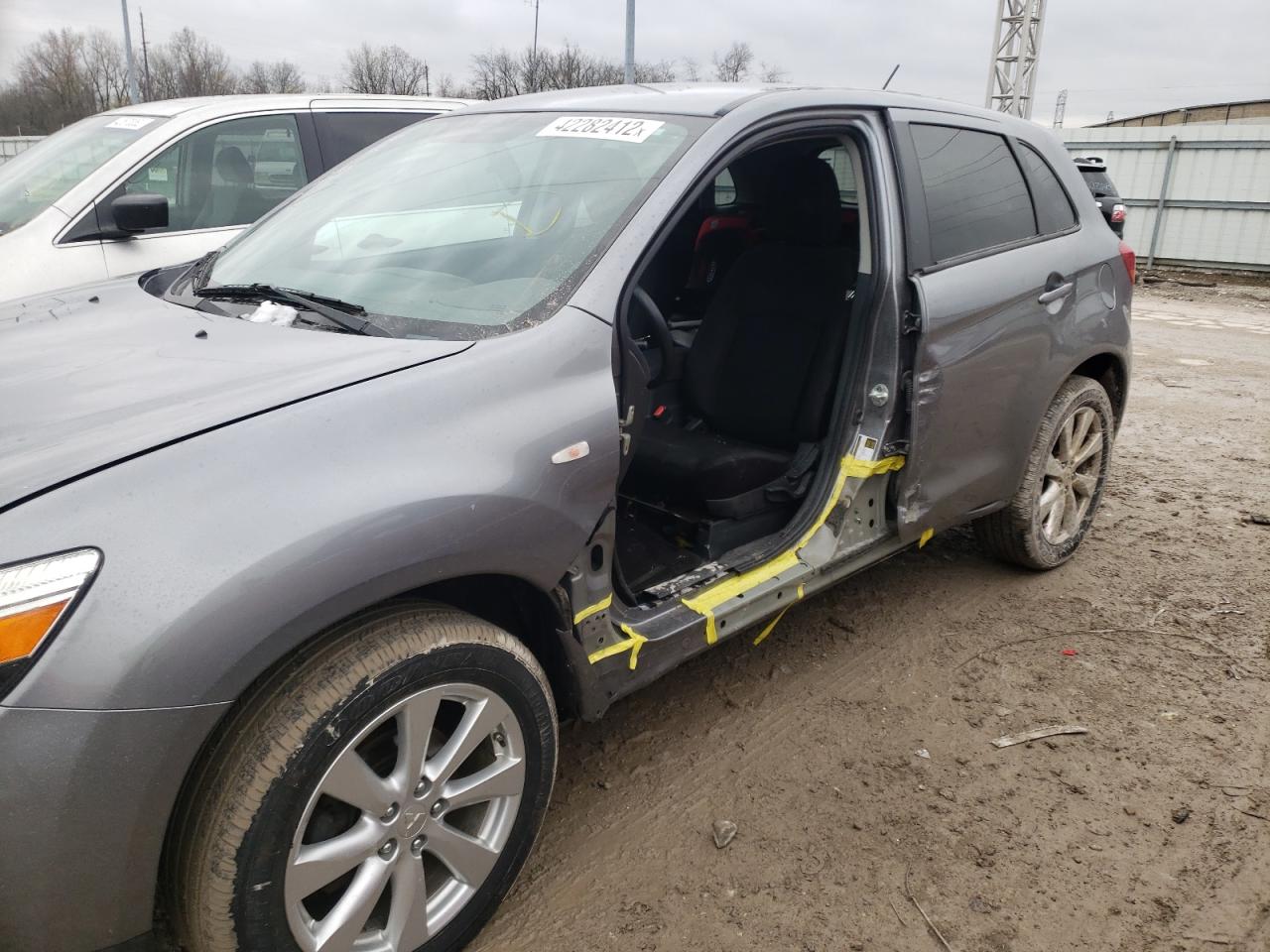 Photo 9 from auction – 2015 MITSUBISHI OUTLANDER with VIN 4A4AR3AU7FE003348