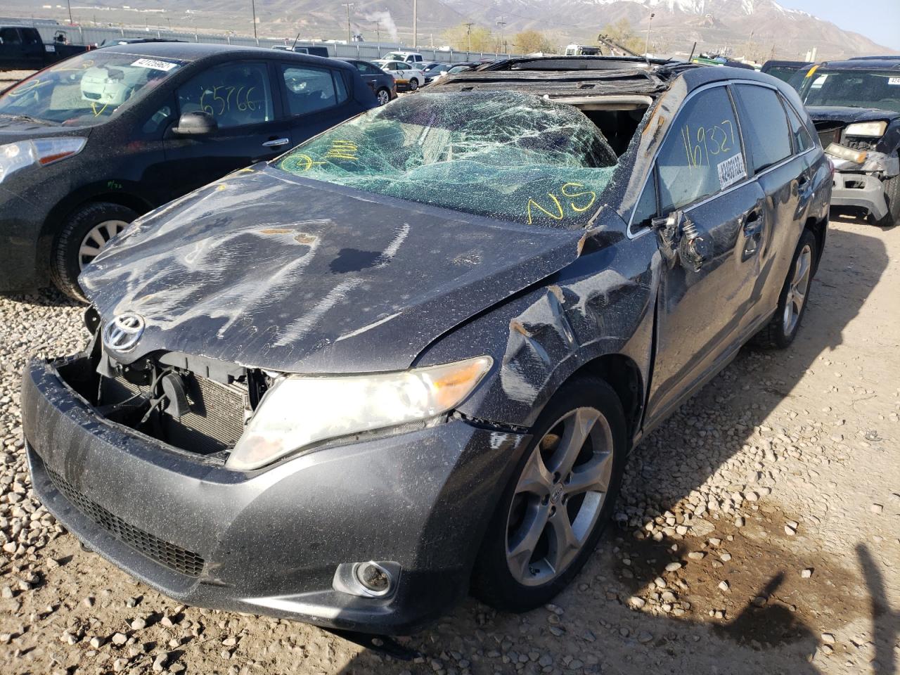 Photo 2 from auction – 2012 TOYOTA 1 TON PICK with VIN 4T3BK3BB4CU069423