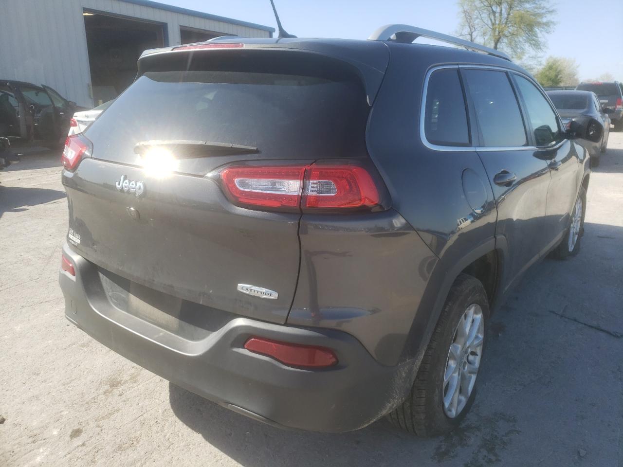 Photo 4 from auction – 2014 JEEP CHEROKEE L with VIN 1C4PJLCB4EW295344