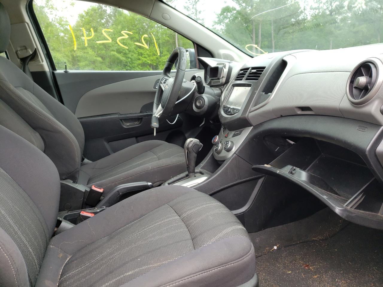 Photo 5 from auction – 2015 CHEVROLET SONIC LT with VIN 1G1JC5SH7F4151004
