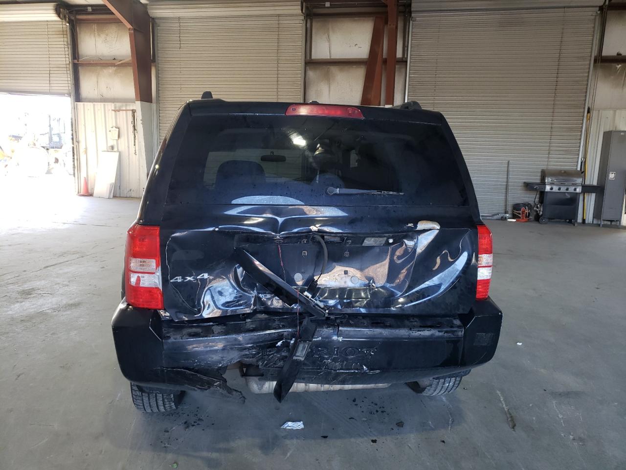 Photo 9 from auction – 2007 JEEP PATRIOT SP with VIN 1J8FF28WX7D340202