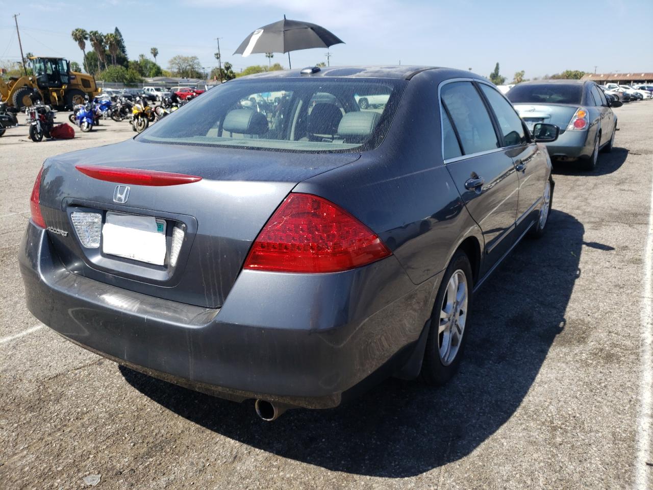 Photo 4 from auction – 2006 HONDA ACCORD EX with VIN JHMCM56876C009666