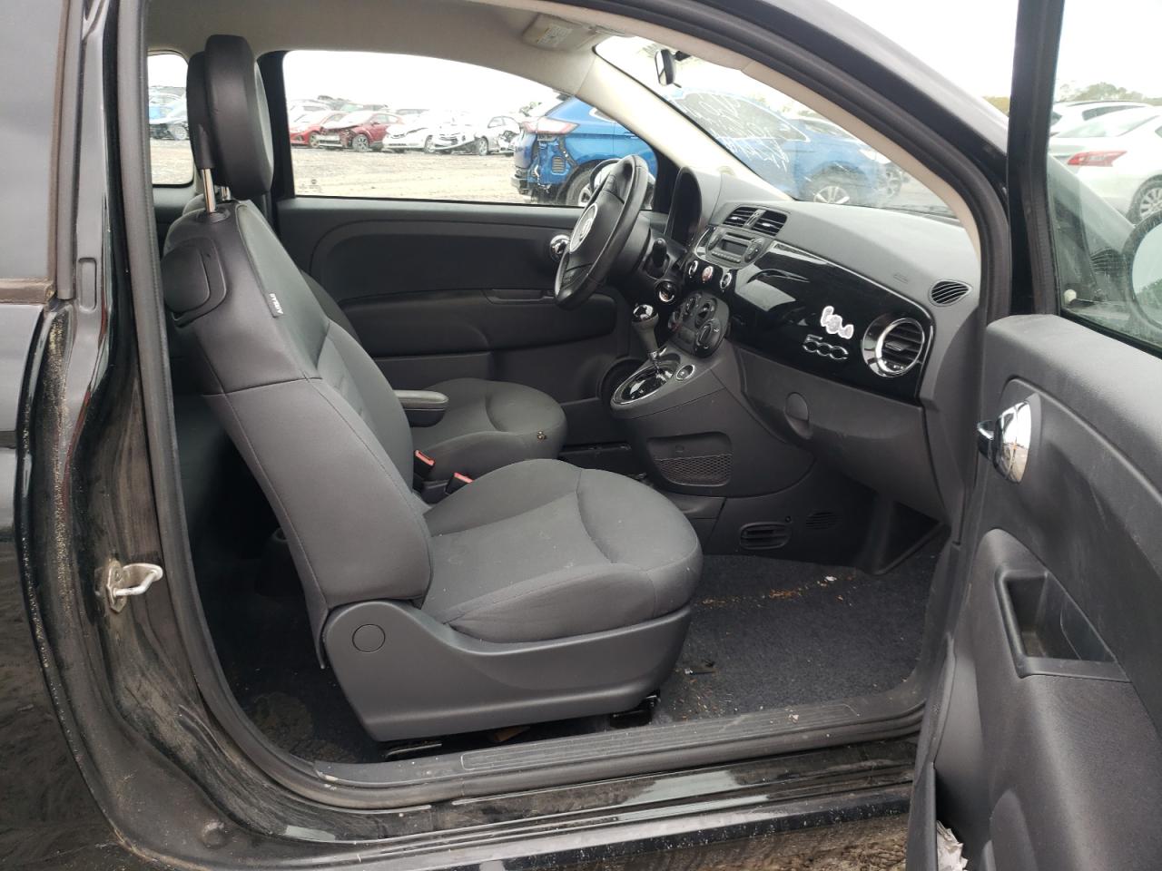 Photo 5 from auction – 2015 FIAT 500 with VIN 3C3CFFAR7FT750233