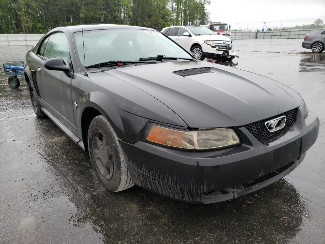FORD MUSTANG 2000 with VIN 1FAFP4048YF150050 - Photo from auction