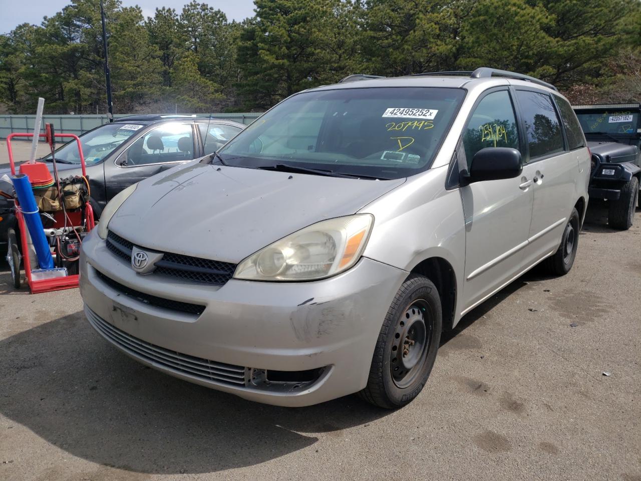 Photo 2 from auction – 2004 TOYOTA SIENNA with VIN 5TDZA23C94S207995