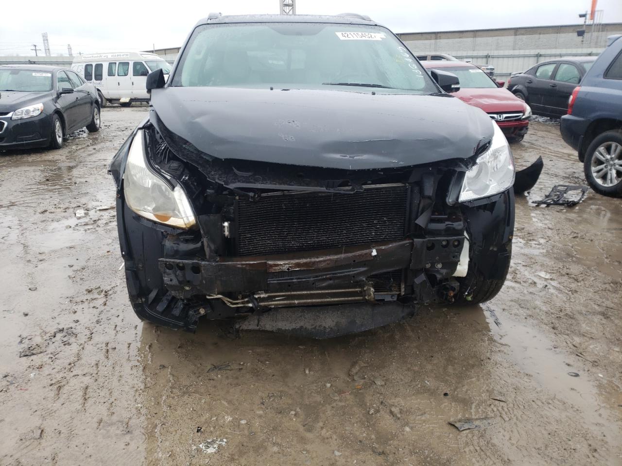 Photo 9 from auction – 2011 CHEVROLET TRAVERSE L with VIN 1GNKVLED4BJ136465