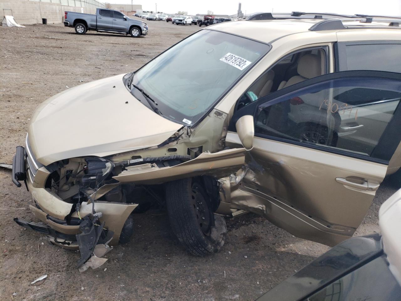 Photo 9 from auction – 2007 HYUNDAI ENTOURAGE with VIN KNDMC233X76021049