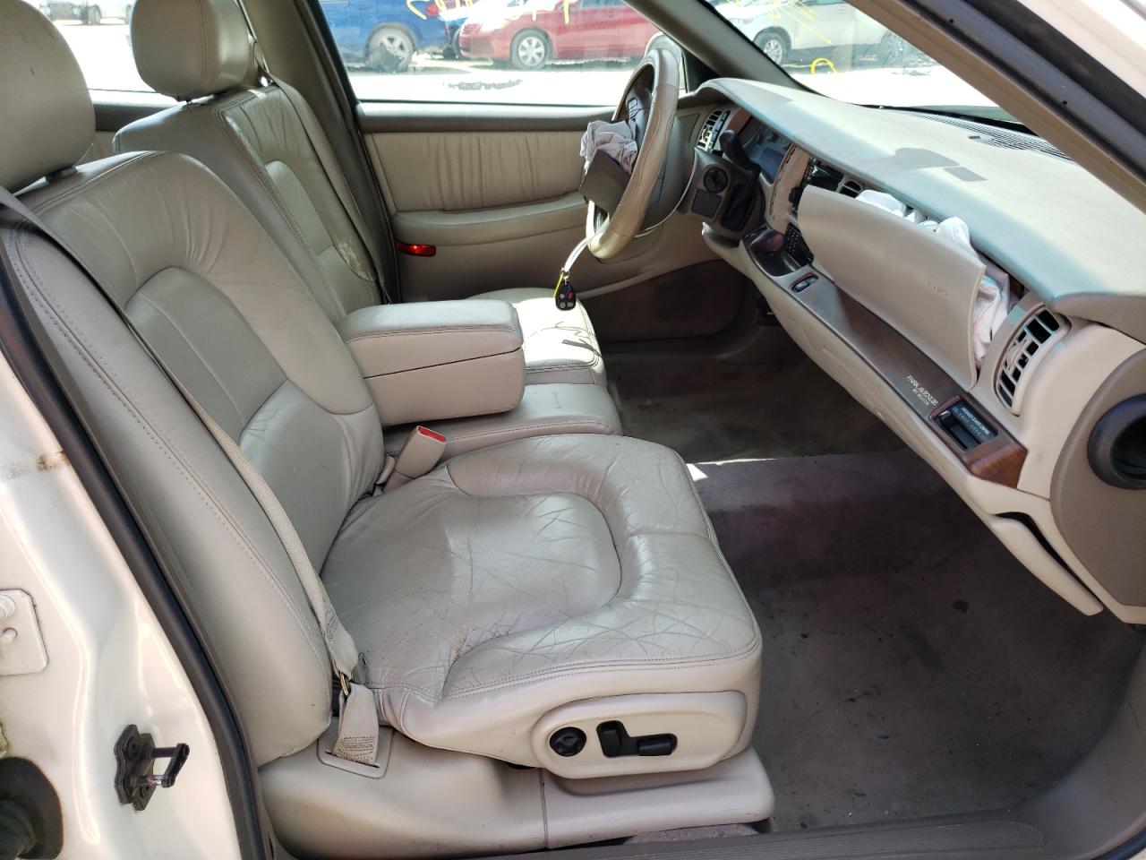 Photo 5 from auction – 2001 BUICK PARK AVENU with VIN 1G4CW54K614230071