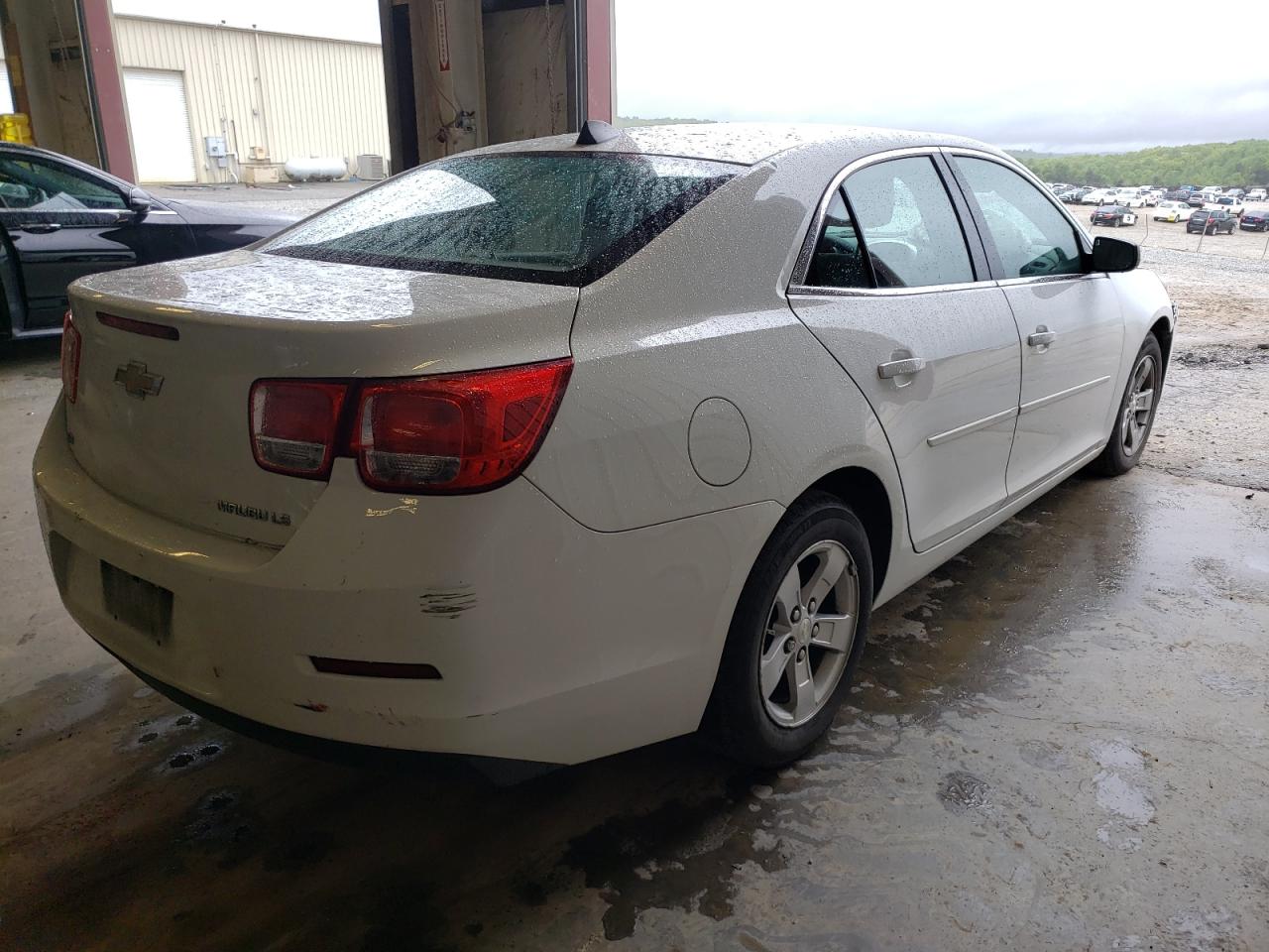 Photo 4 from auction – 2014 CHEVROLET MALIBU LS with VIN 1G11B5SL3EF197195