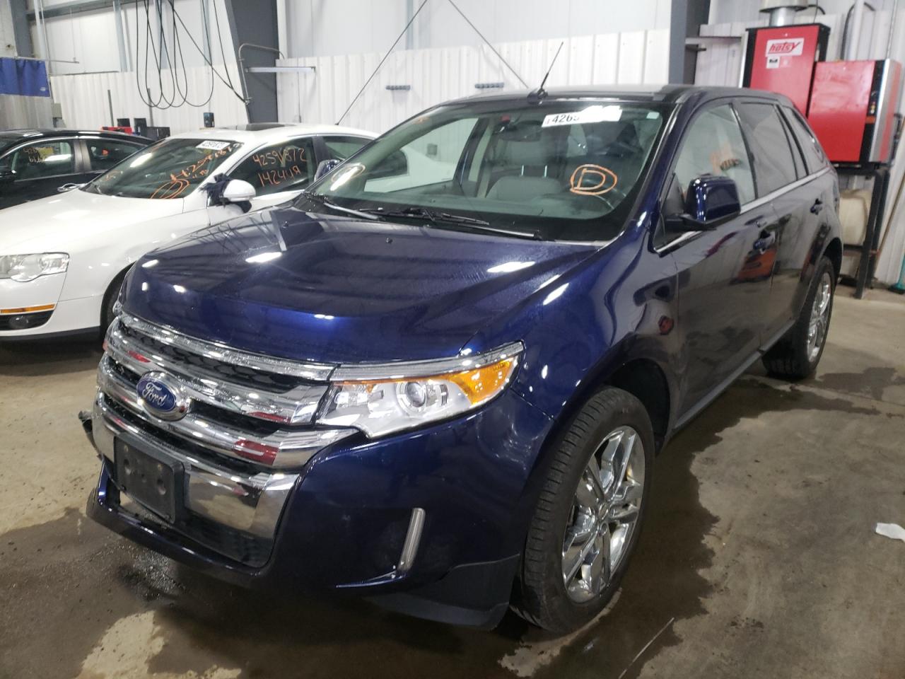 Photo 2 from auction – 2011 FORD EDGE LIMIT with VIN 2FMDK4KC1BBA42975