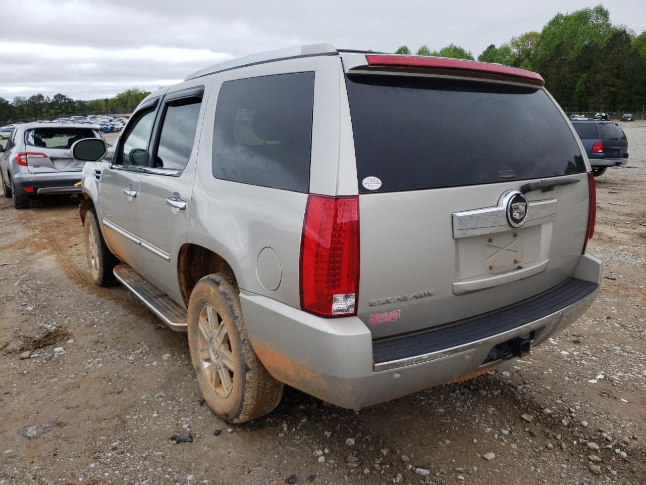 Photo 3 from auction – 2007 CADILLAC ESCALADE L with VIN 1GYFK63887R229289