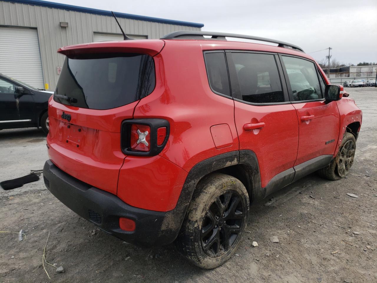 Photo 4 from auction – 2017 JEEP RENEGADE L with VIN ZACCJBBB2HPG08502