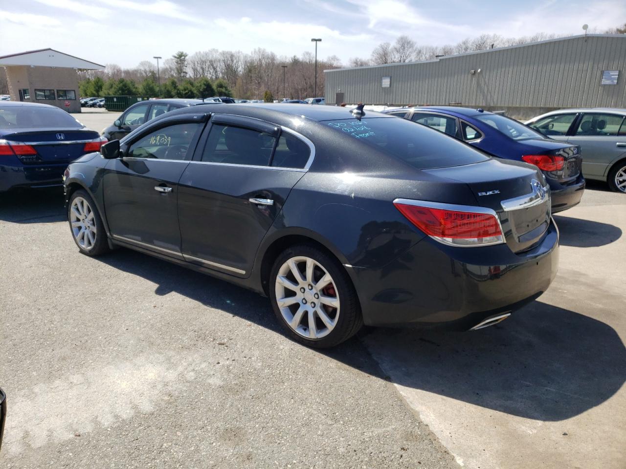 Photo 3 from auction – 2010 BUICK LACROSSE C with VIN 1G4GE5EV9AF112999