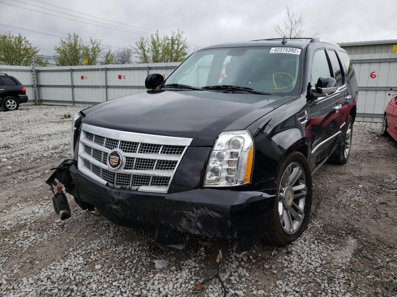 Photo 2 from auction – 2014 CADILLAC ESCALADE P with VIN 1GYS4DEF4ER126845